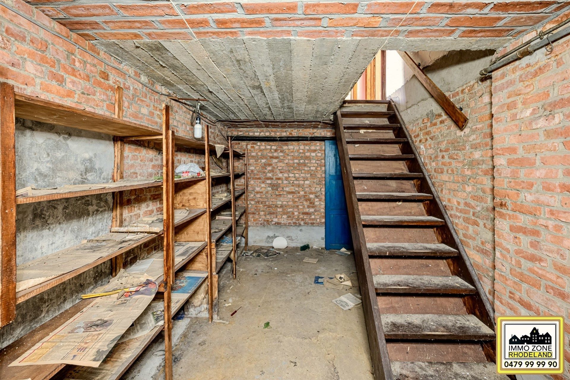 Statige te renoveren woning op groot perceel foto 17