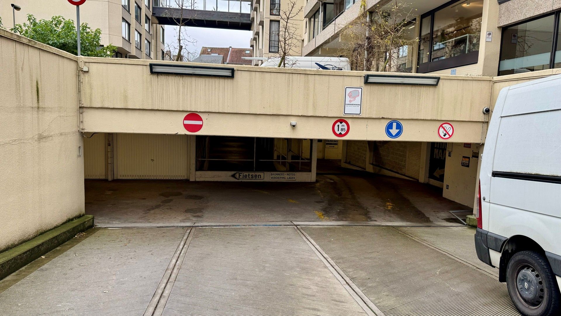 ()=>{if(producerUpdateValueVersion(node),producerAccessed(node),node.value===ERRORED)throw node.error;return node.value} Justus Lipsiusstraat 18-20 - 3000 Leuven