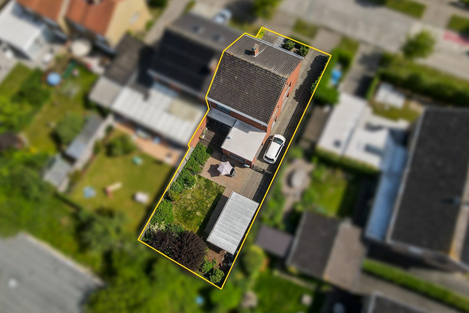 Gezinswoning met ruime tuin in residentieel St-Michiels foto 19