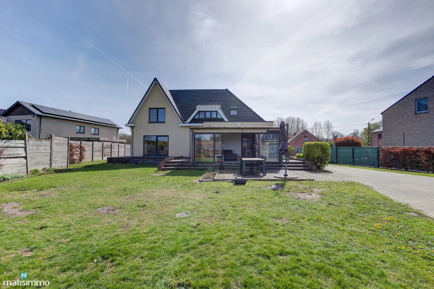 GERENOVEERDE WONING MET 3 SLAAPKAMERS, RUIME GARAGE EN TUIN (11A 40CA) TE BILZEN foto 31