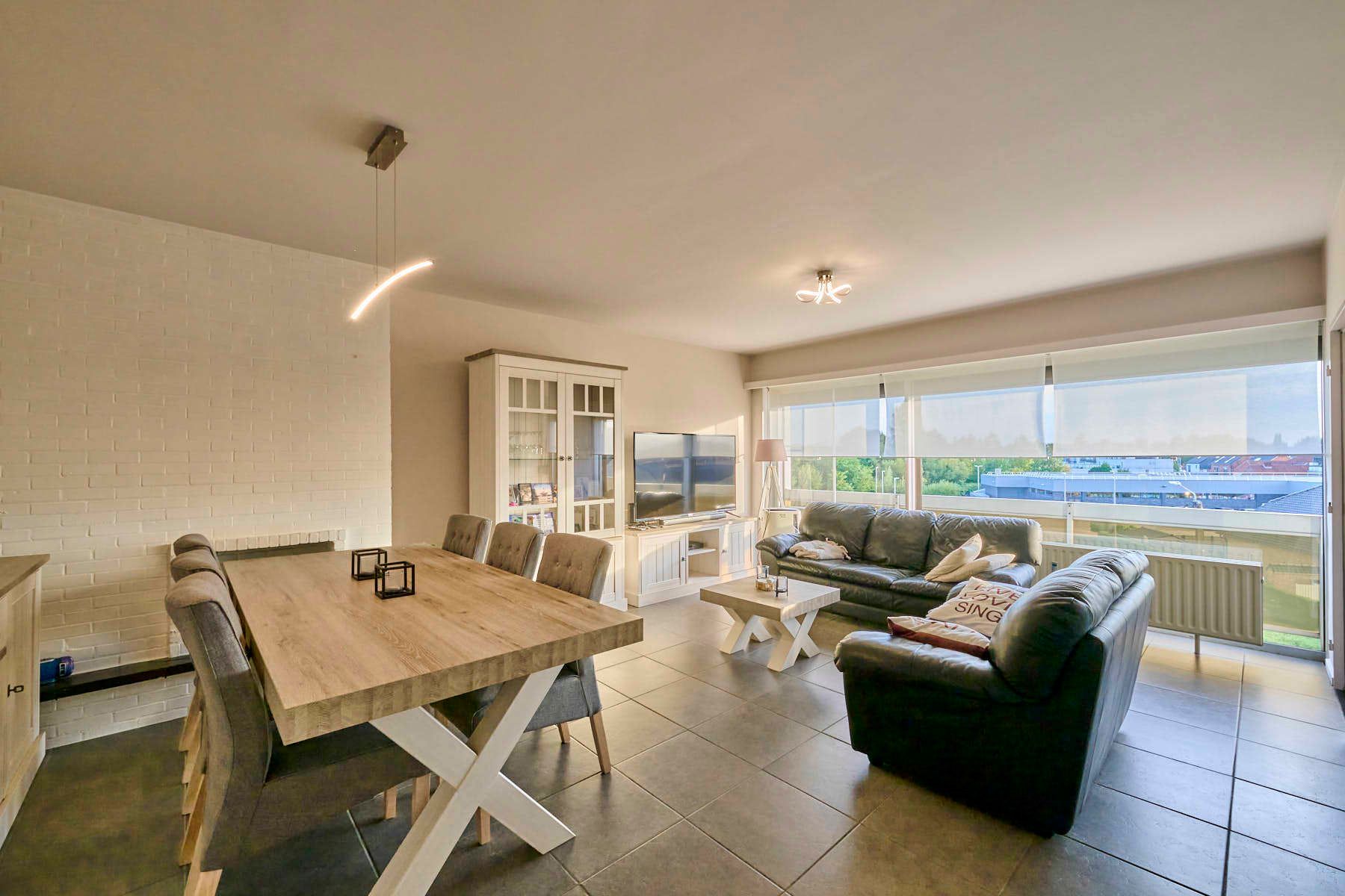 Appartement te koop foto {{pictureIndex}}