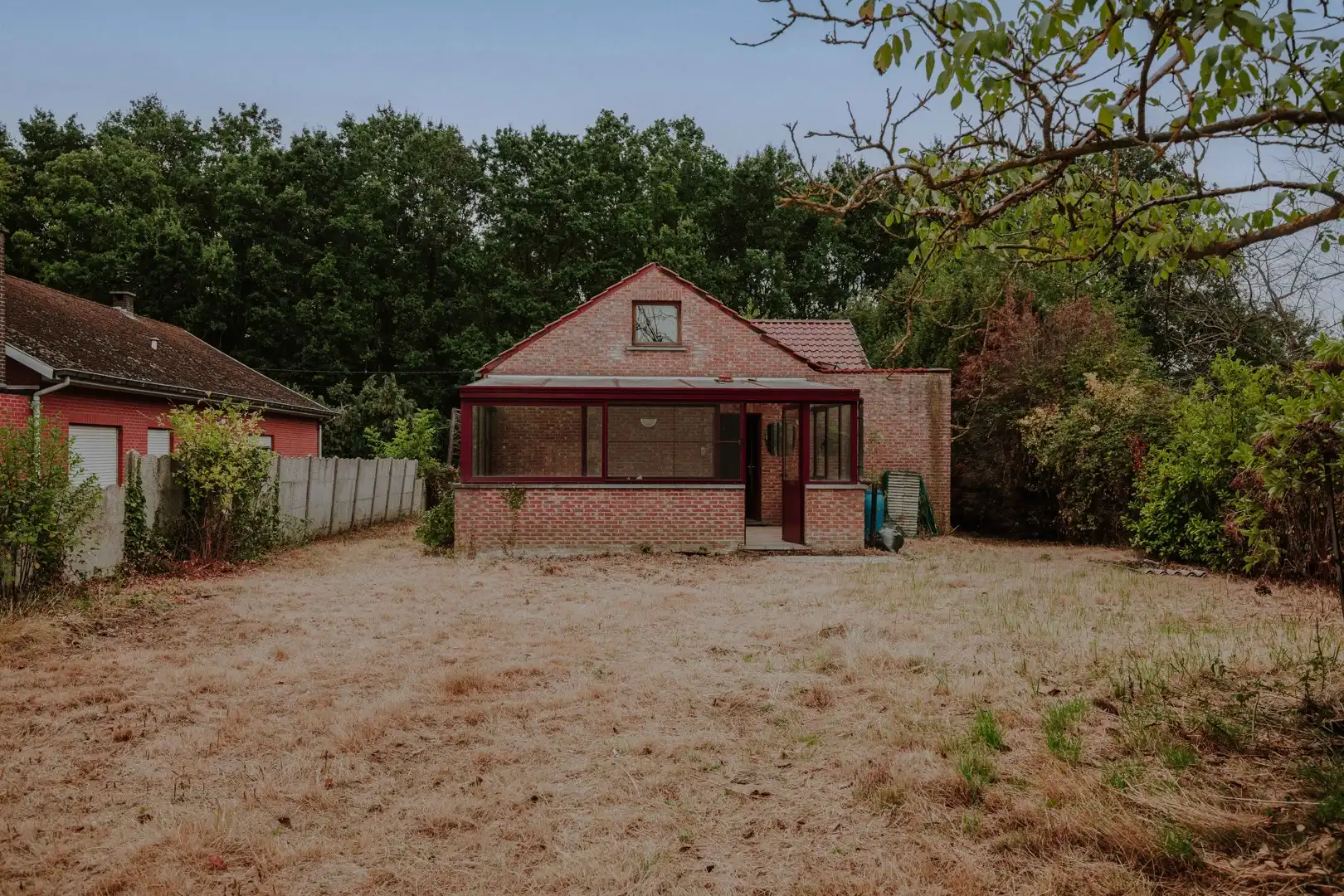 Gezinswoning met grote tuin en landelijk uitzicht foto 3