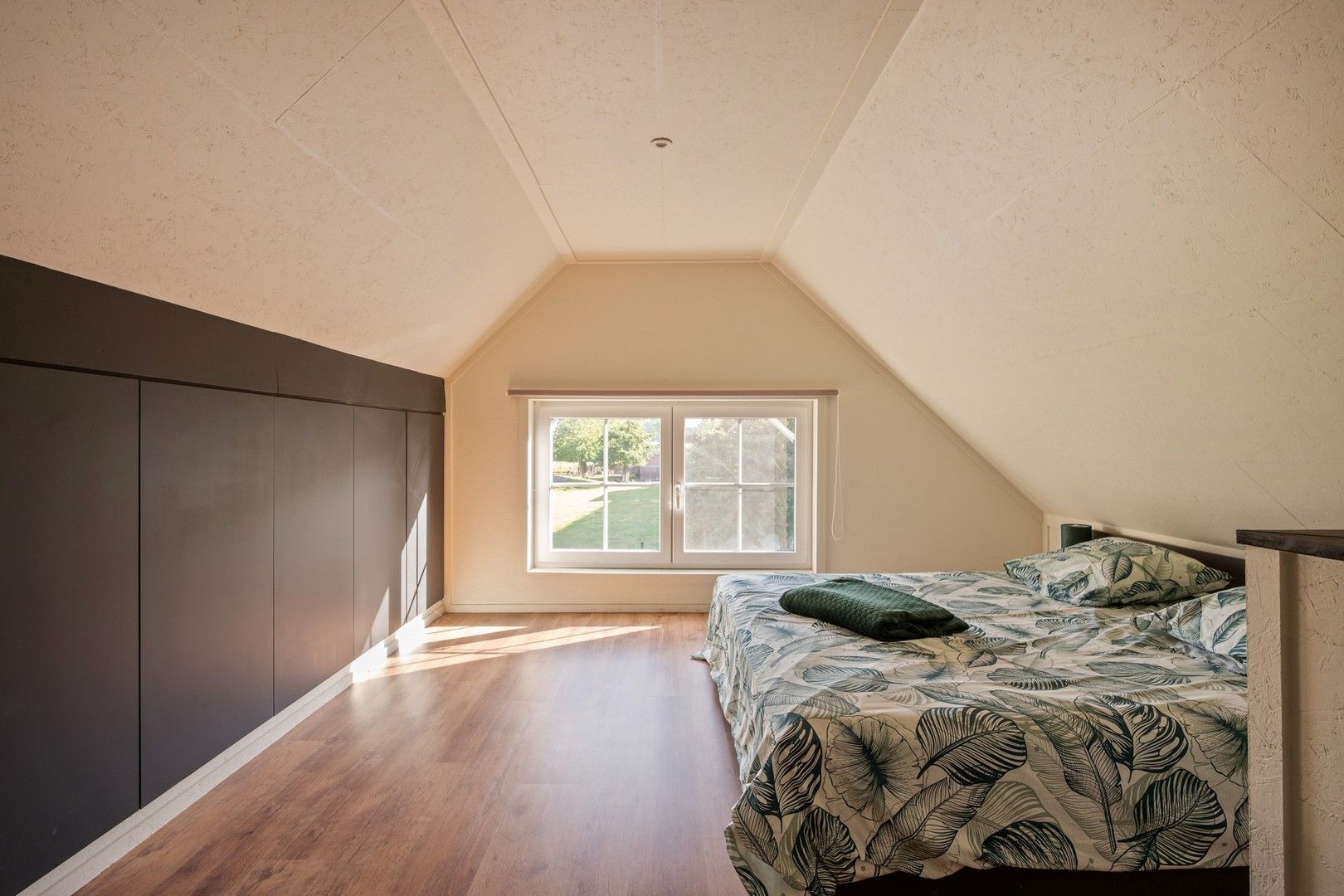 Instapklare en energiezuinige villa met zwembad en loods aan de voet van de Vlaamse Ardennen foto 27