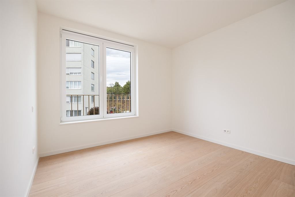 Ruim 3-slaapkamer appartement met luxe afwerking foto 14