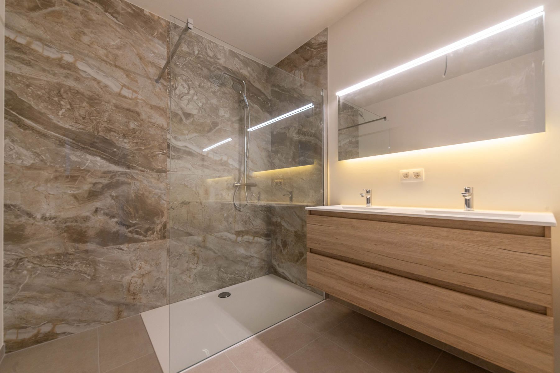 Appartement te koop foto 8