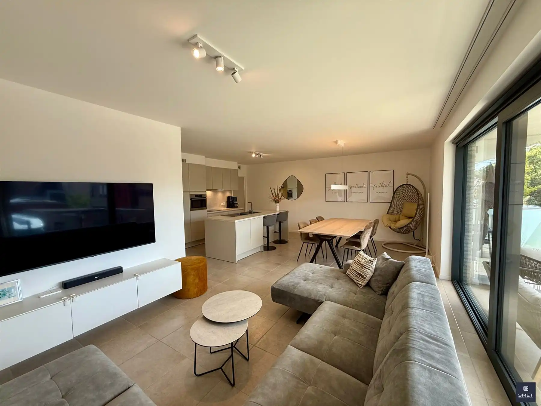 PRACHTIG BEN-APPARTEMENT MET 3 SLPKS EN MOOI TERRAS foto 4