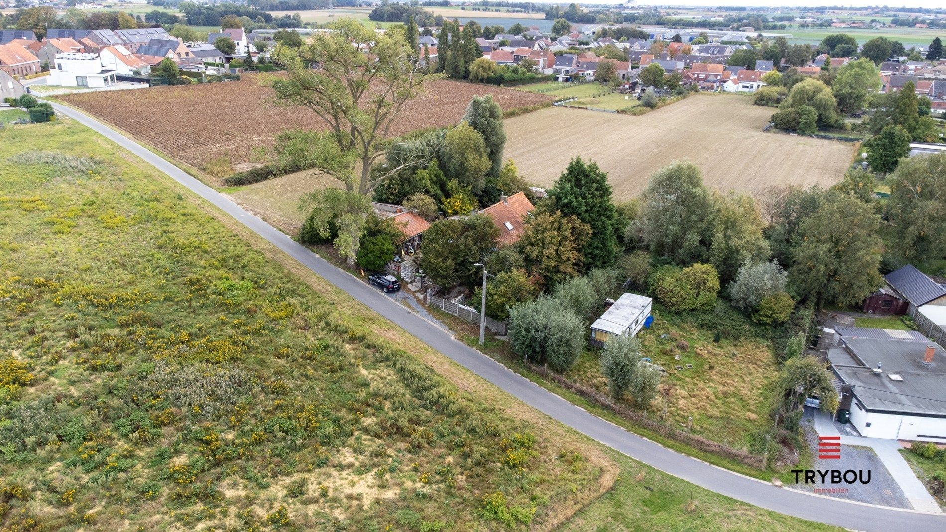 Landelijk gelegen woning met panoramische vergezichten op 2674m² foto 6