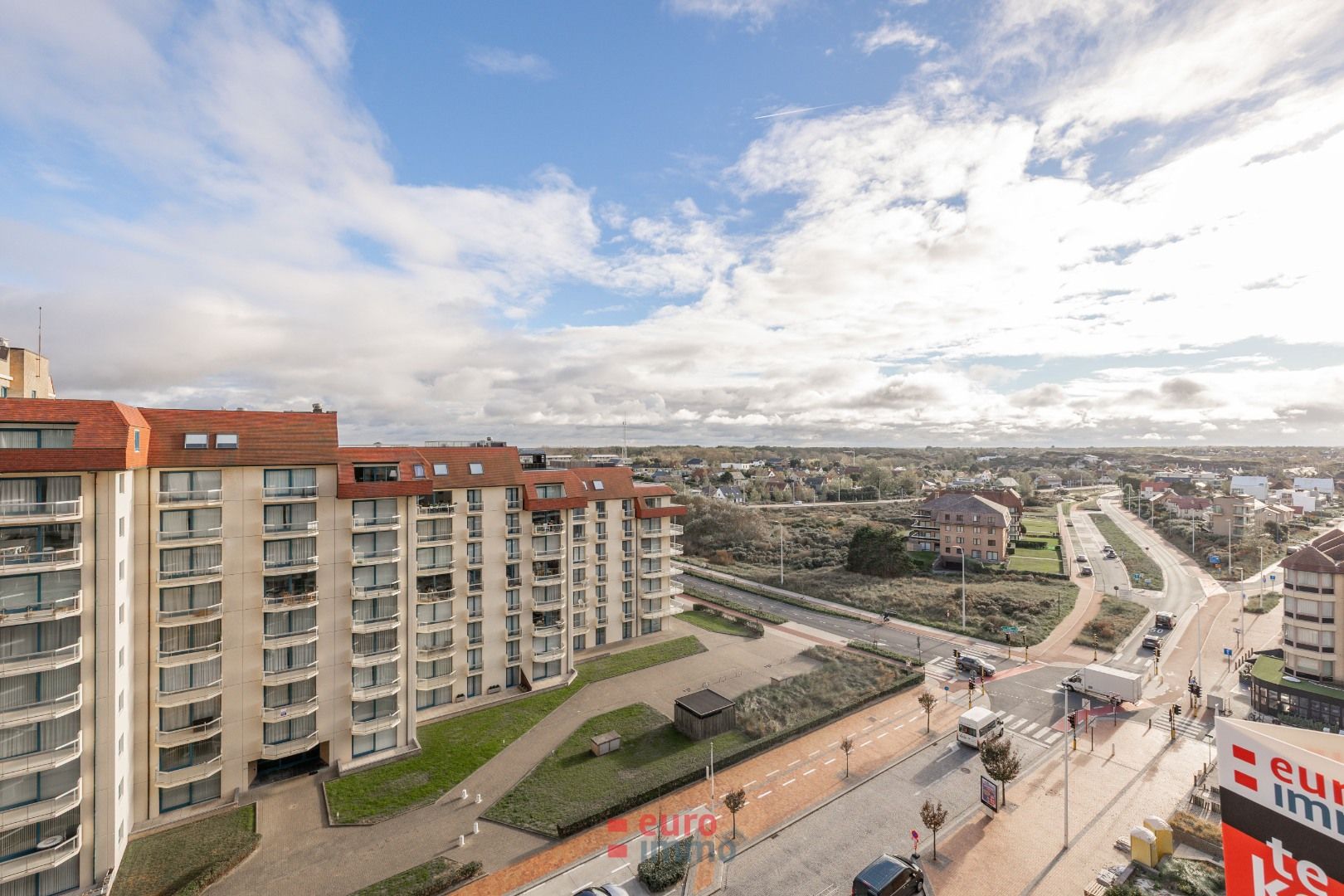Unieke doorloper op de Zeedijk van Nieuwpoort-Bad foto 17