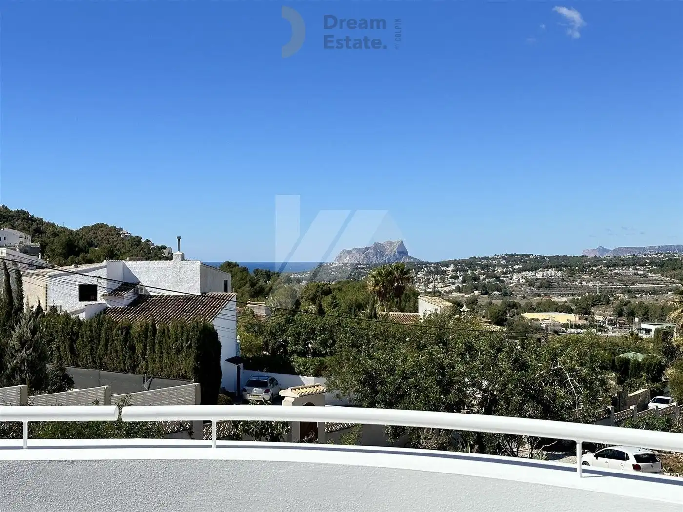 Mediterrane droomvilla in Ibiza-stijl met zeezicht foto 39