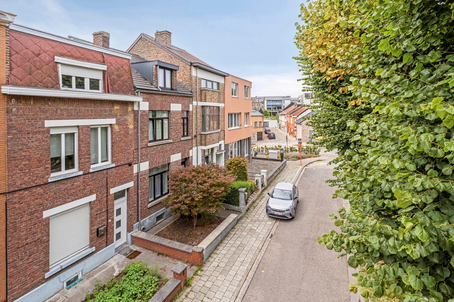 MOOI GERENOVEERDE WONING MET DAKTERRAS EN DUBBEL GARAGE foto 27