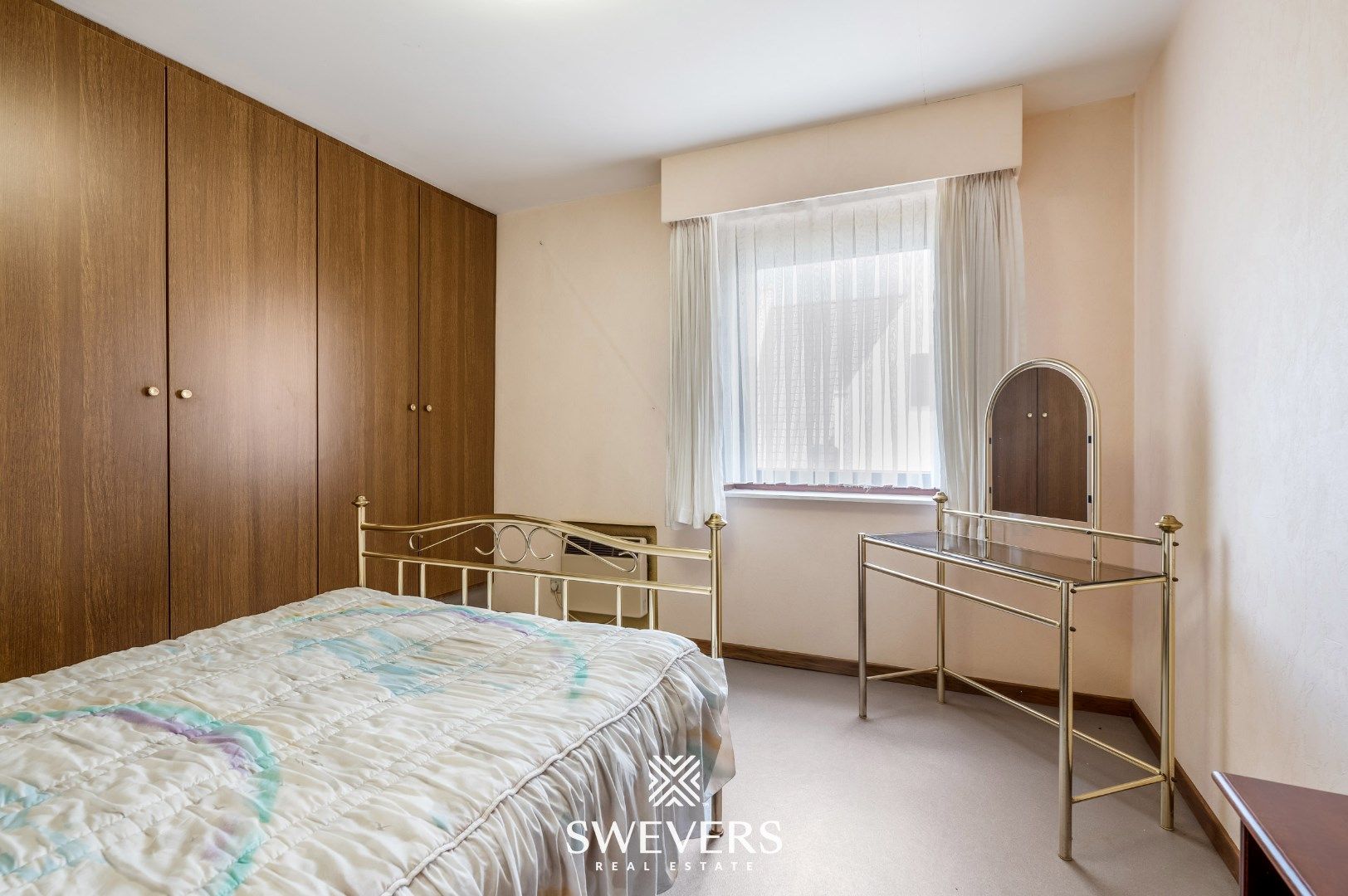 Moderne villa met magazijn op 18a 69ca foto 16
