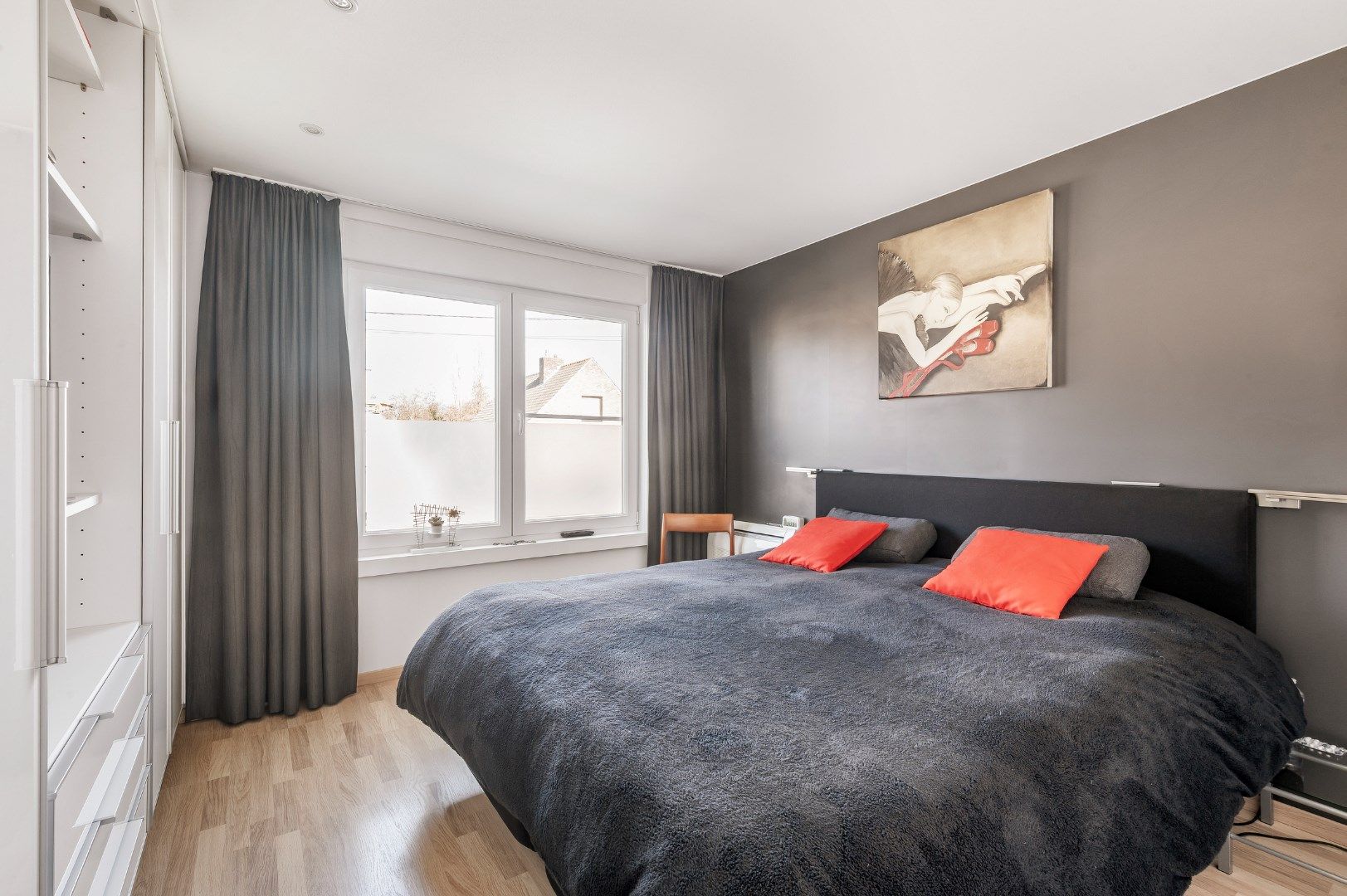 GERENOVEERDE WONING MET 3 SLPKS, TUIN EN RUIME GARAGE (973m²) foto 15