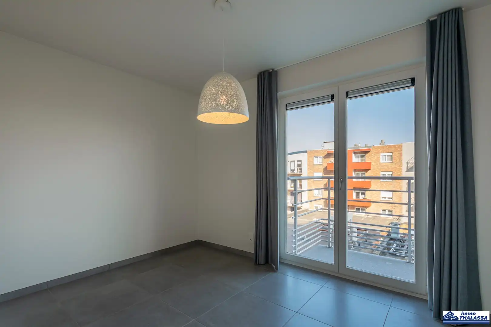 Zongericht woonappartement in hartje De Panne foto 7