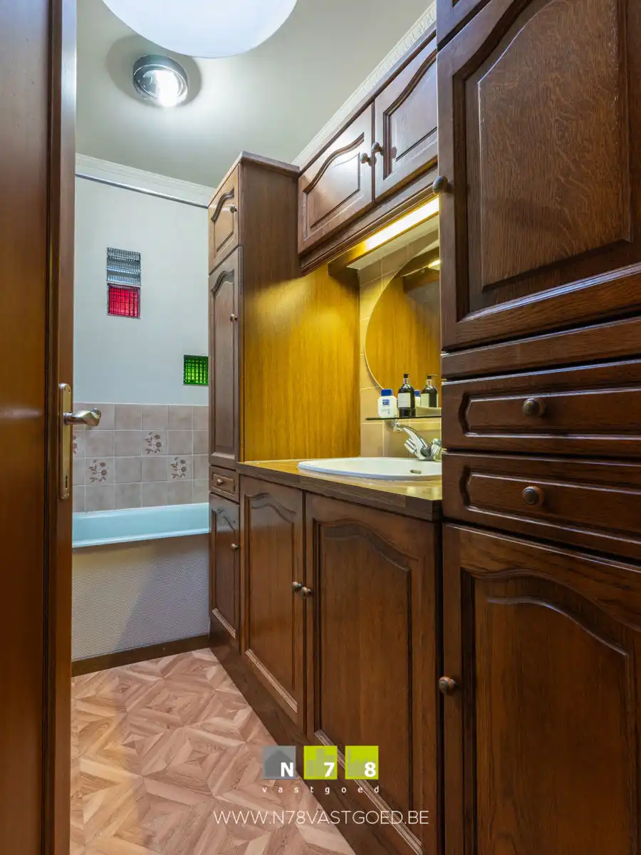 Huis te koop foto 24