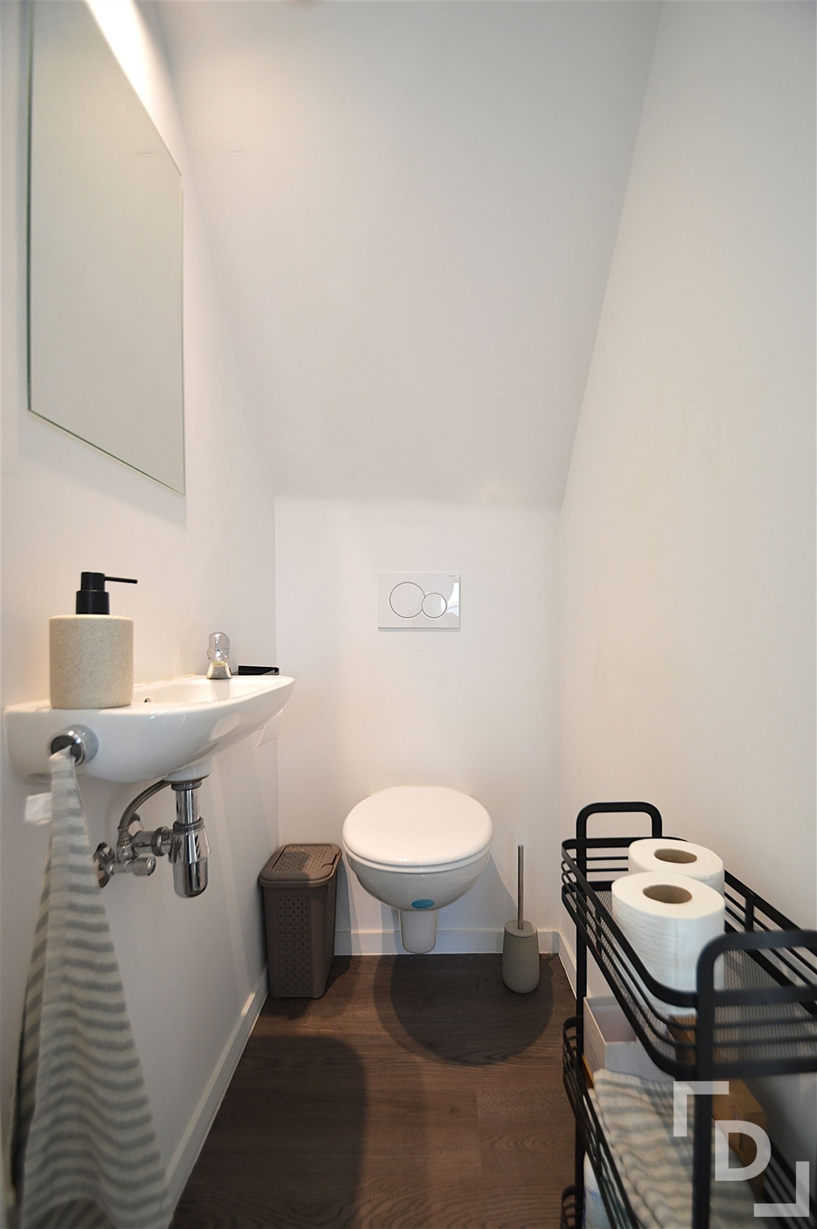 Ruim duplex-appartement te huur in Ieper foto 17