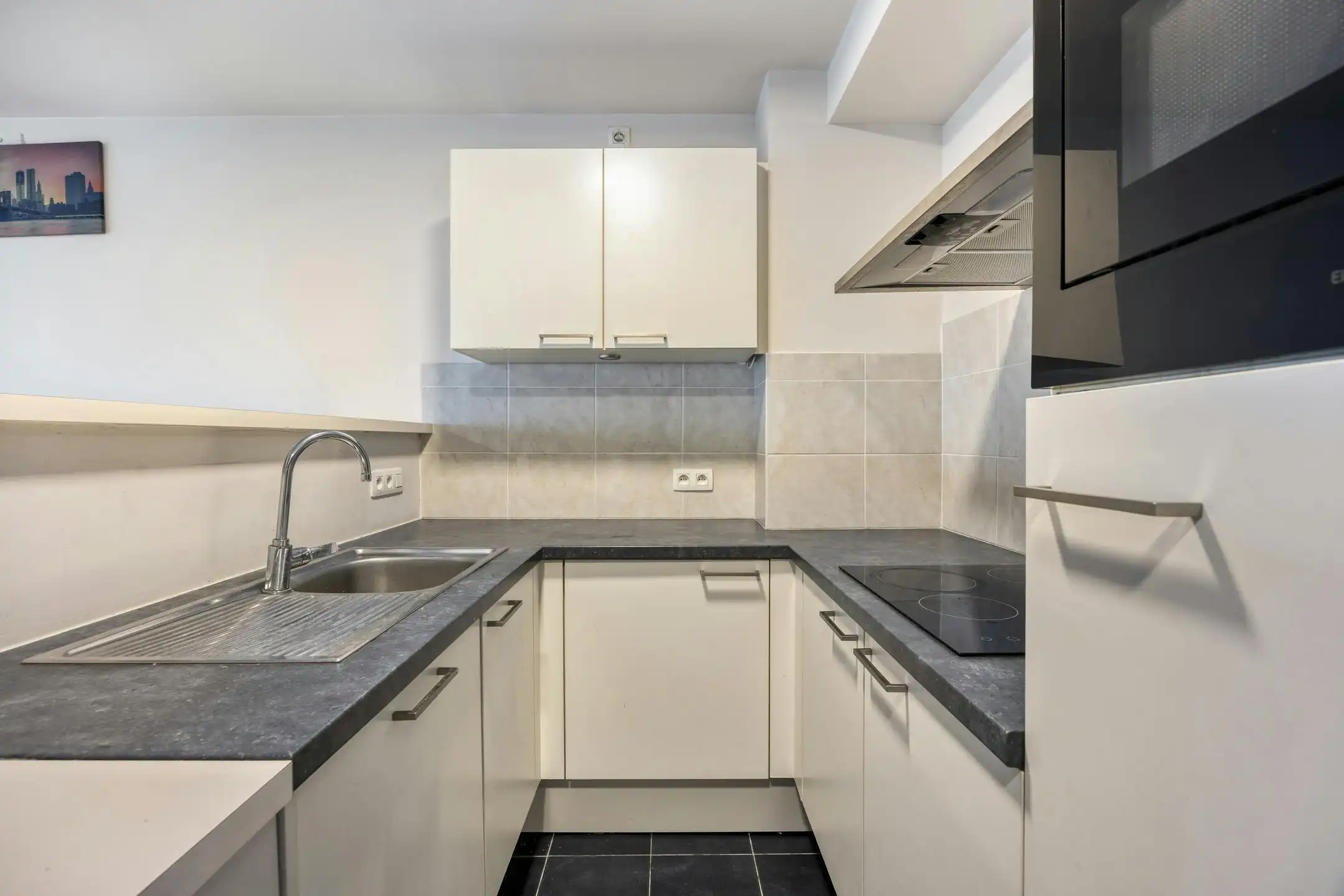 Appartement te koop in Brugge met 2 slaapkamers en terras foto 3