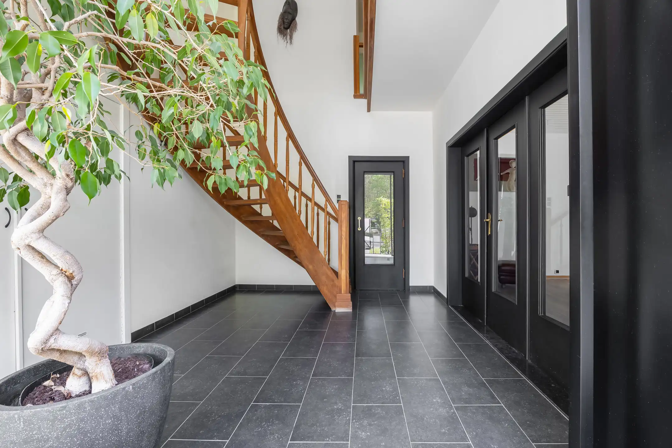 Instapklare villa te koop op een perceel van 1.100 m² foto 5