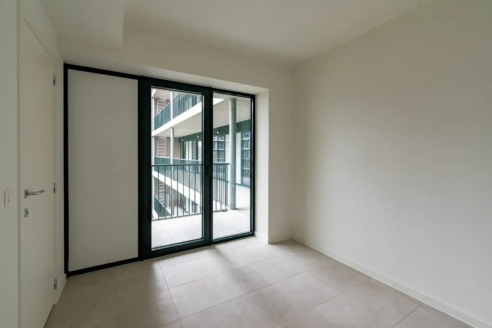 Prachtig nieuwbouw appartement met 2 slk en terras foto 22