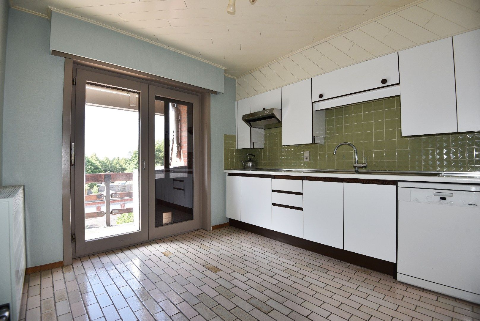 App. 116 m² met 3 slpks, terras, kelder & garage te Adegem foto 12