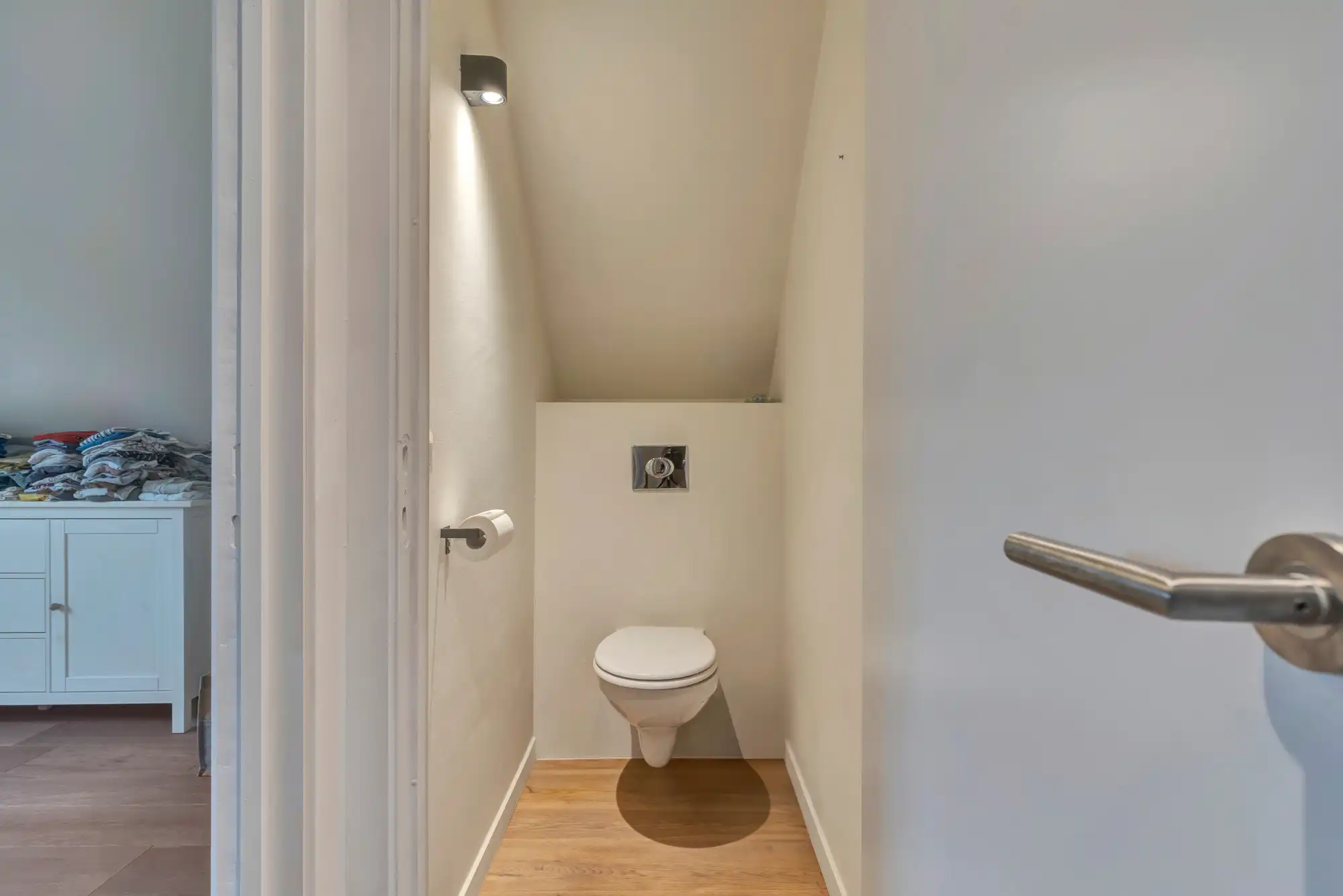 Woning met zwembad en zonnepanelen op toplocatie foto 26