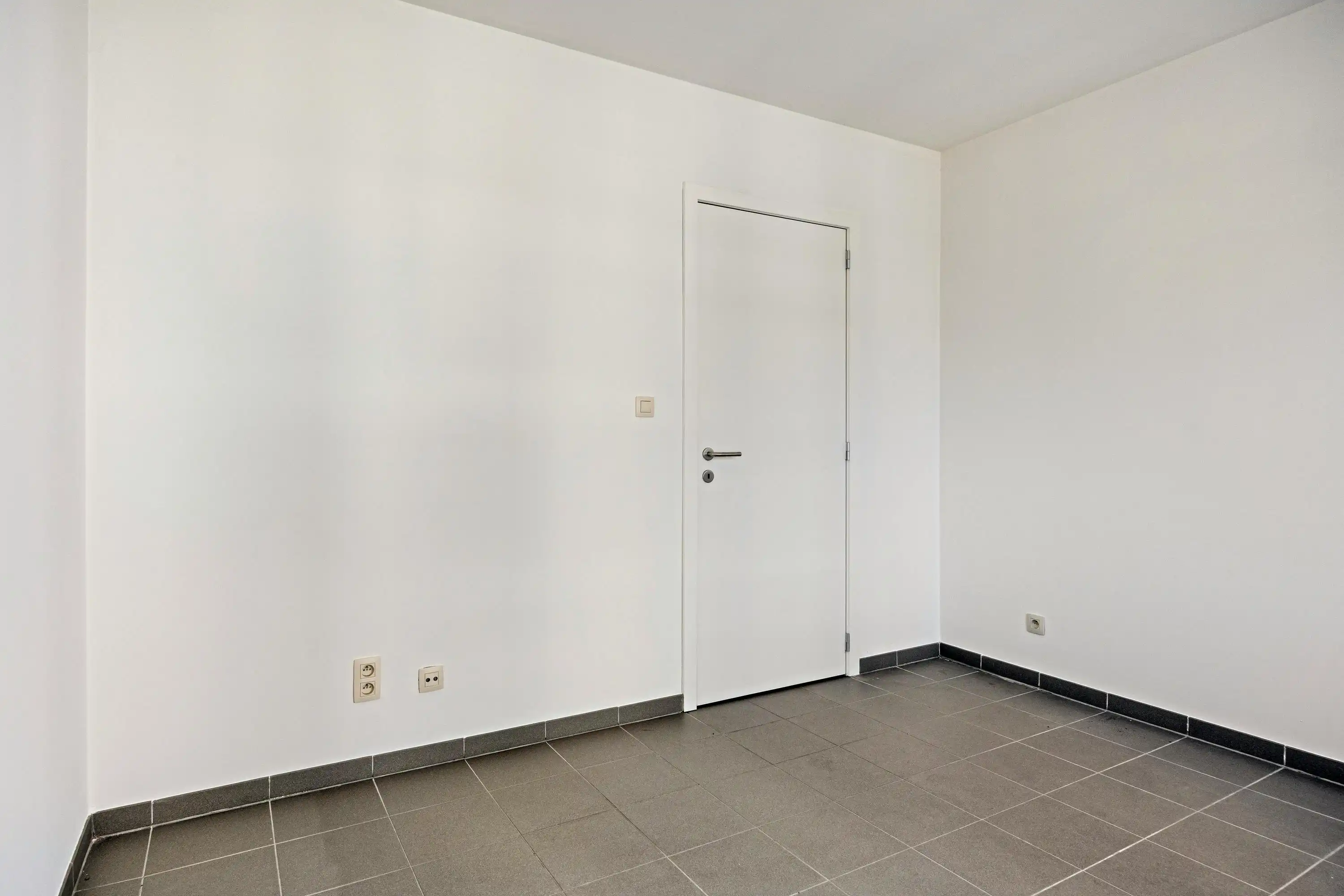 Instapklaar appartement met 1 slaapkamer te koop in Hasselt foto 11