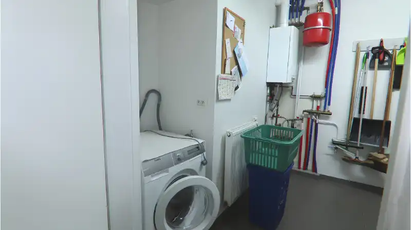 Comfortabele 3-slaapkamerwoning met GARAGE te huur in Sint-Michiels Brugge foto 13