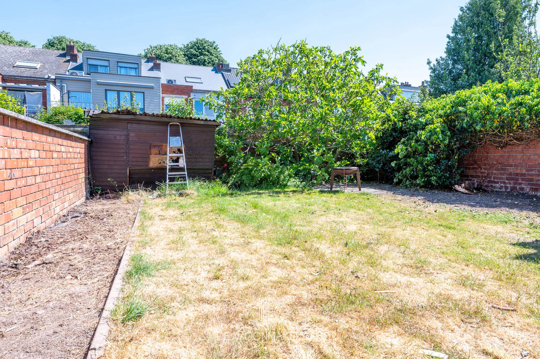 Halfopen bel-etage met 4 slaapkamers, garage en tuin foto 16