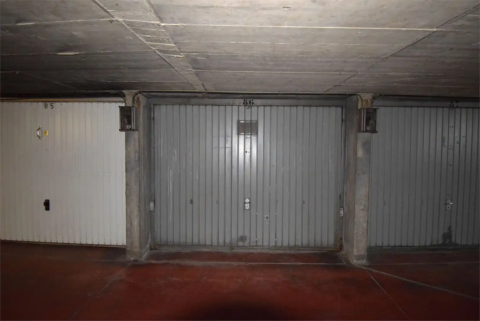 Garage foto 3
