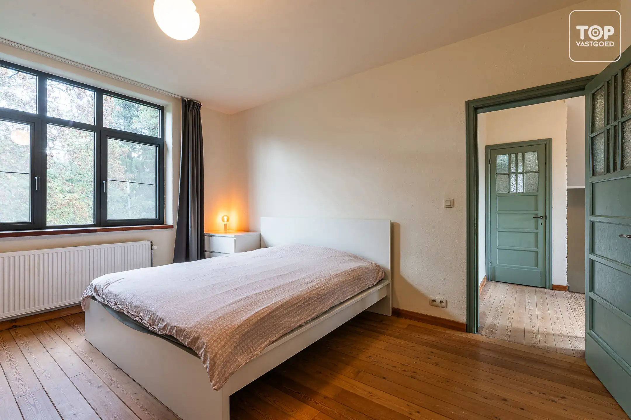 Uniek gerenoveerde woning waar authenticiteit en natuur samenkomen foto 11