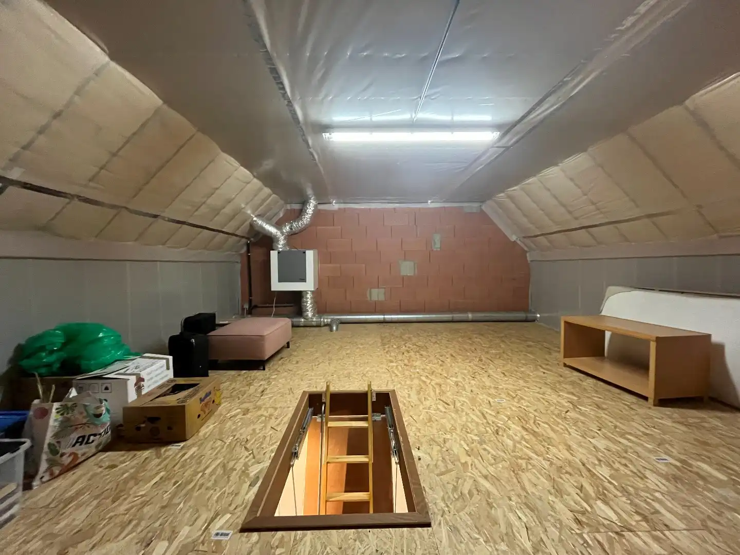 Mooie 4-slpk woning in centrum Oekene foto 19