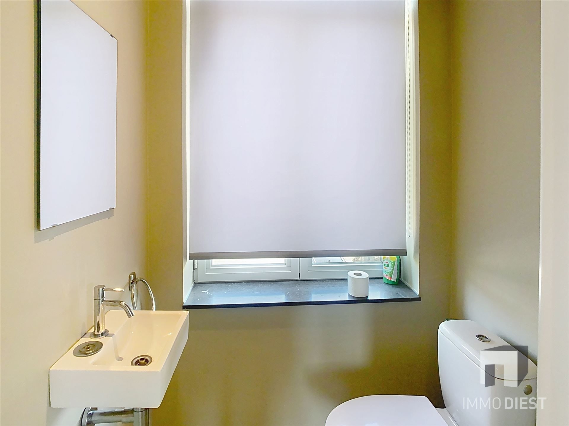 Hoekwoning foto 18