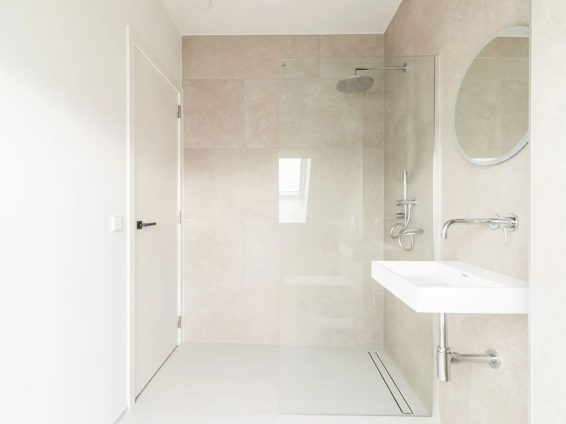 Modern en energiezuinig duplexappartement in Wilrijk foto 14