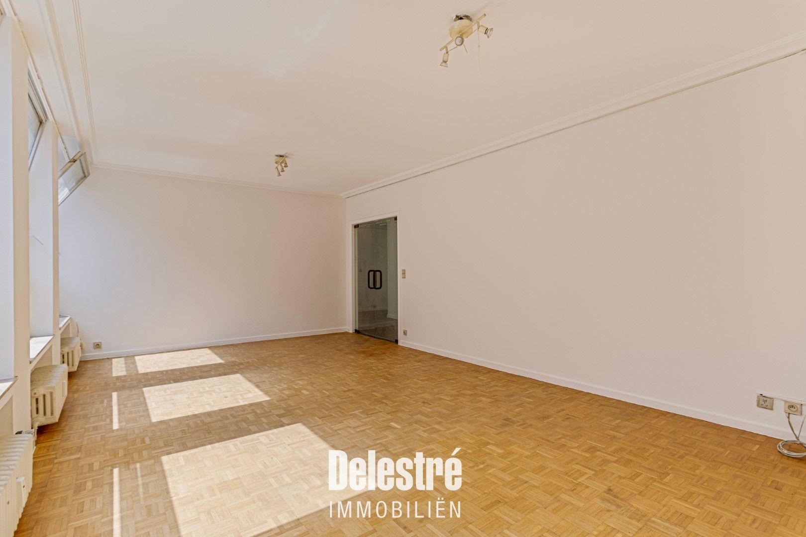 ERG RUIM VERNIEUWD APP. MELKSTRAAT 1E VERDIEP foto 5