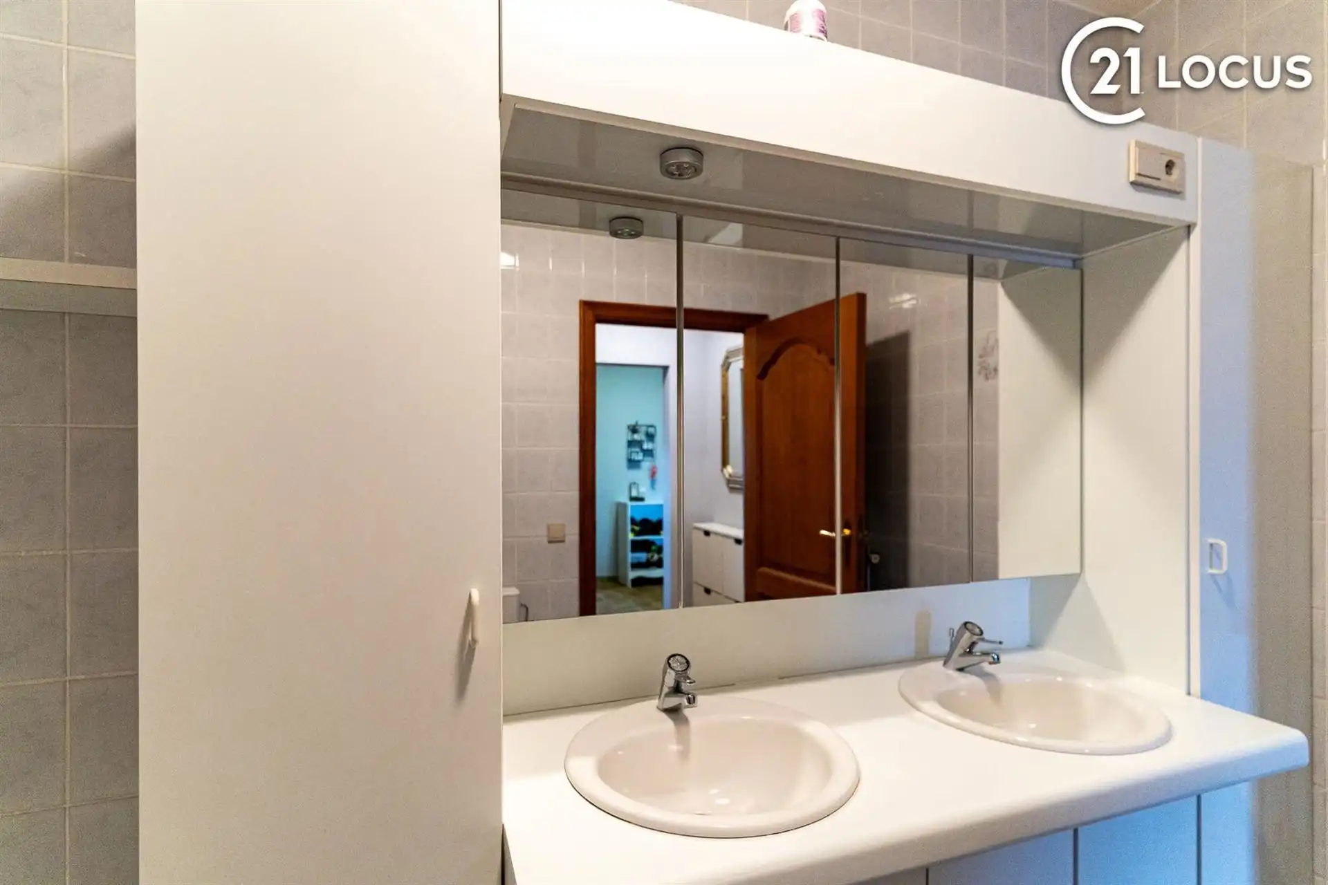 Ruim appartement met 3 slaapkamers in Beveren-Waas foto 8