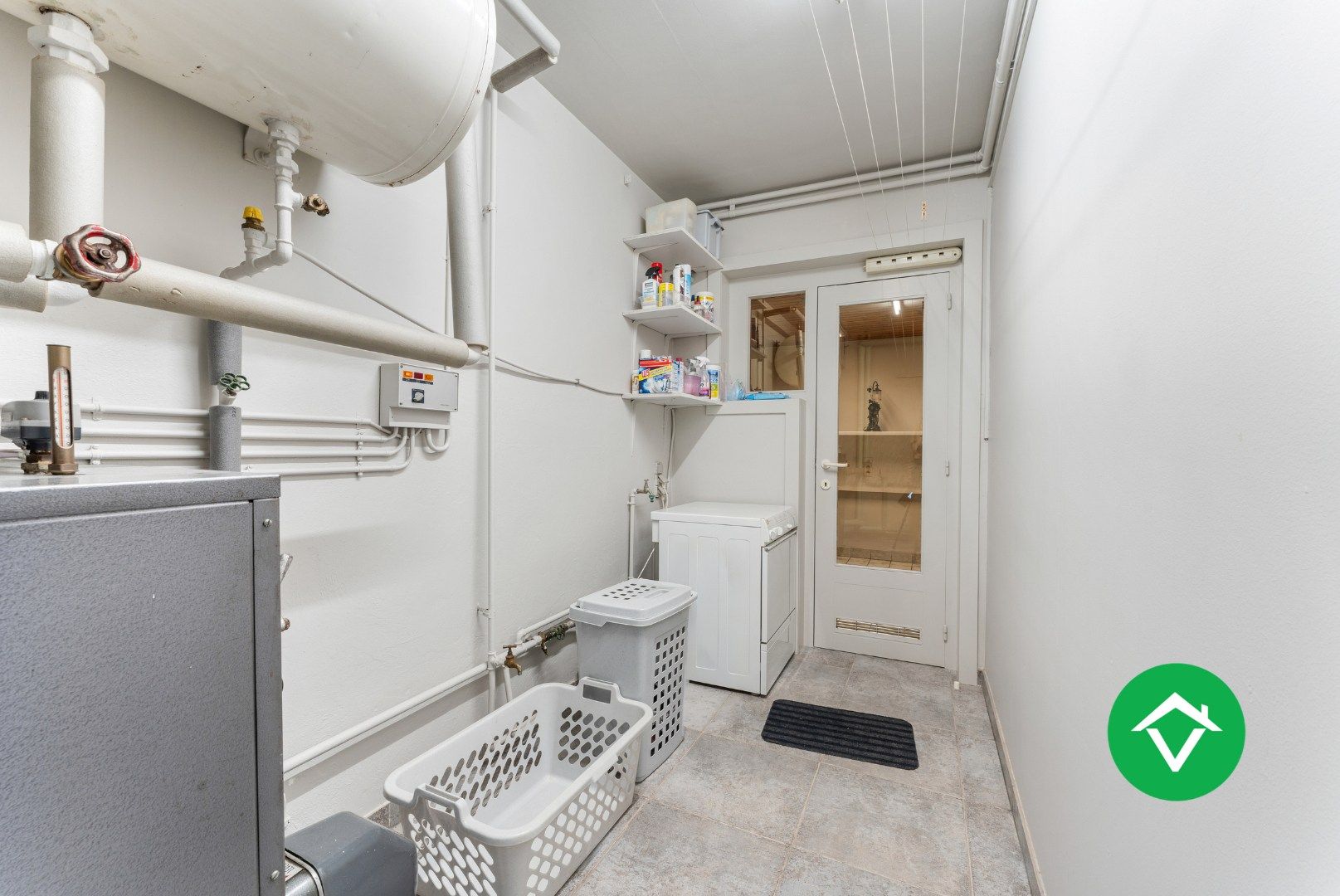 Alleenstaande woning met 4 slaapkamers te Eernegem foto 16