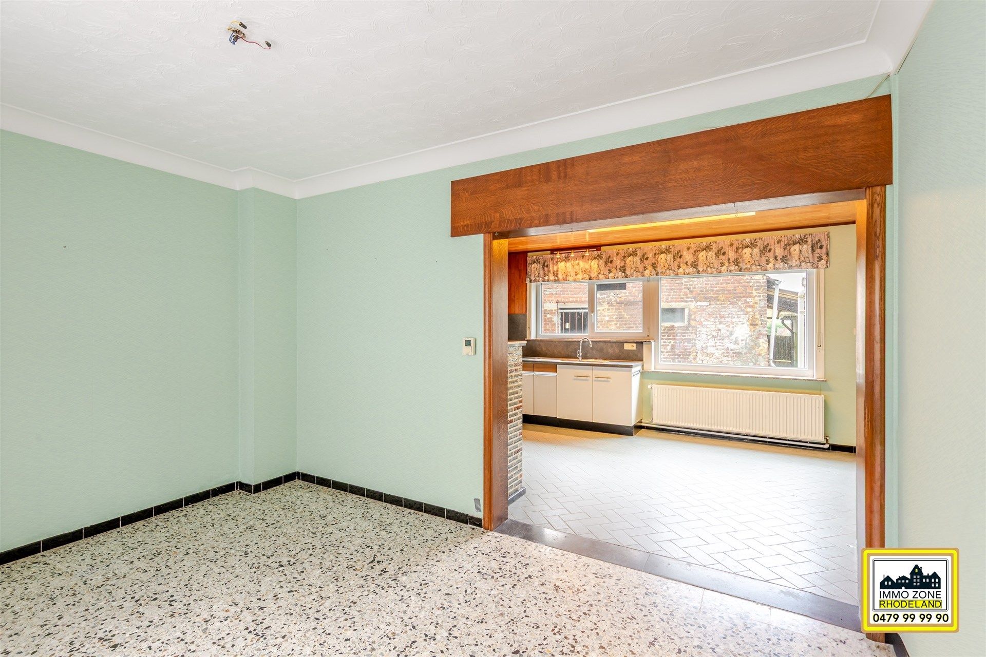 Charmante halfopen woning met ruime tuin foto 7