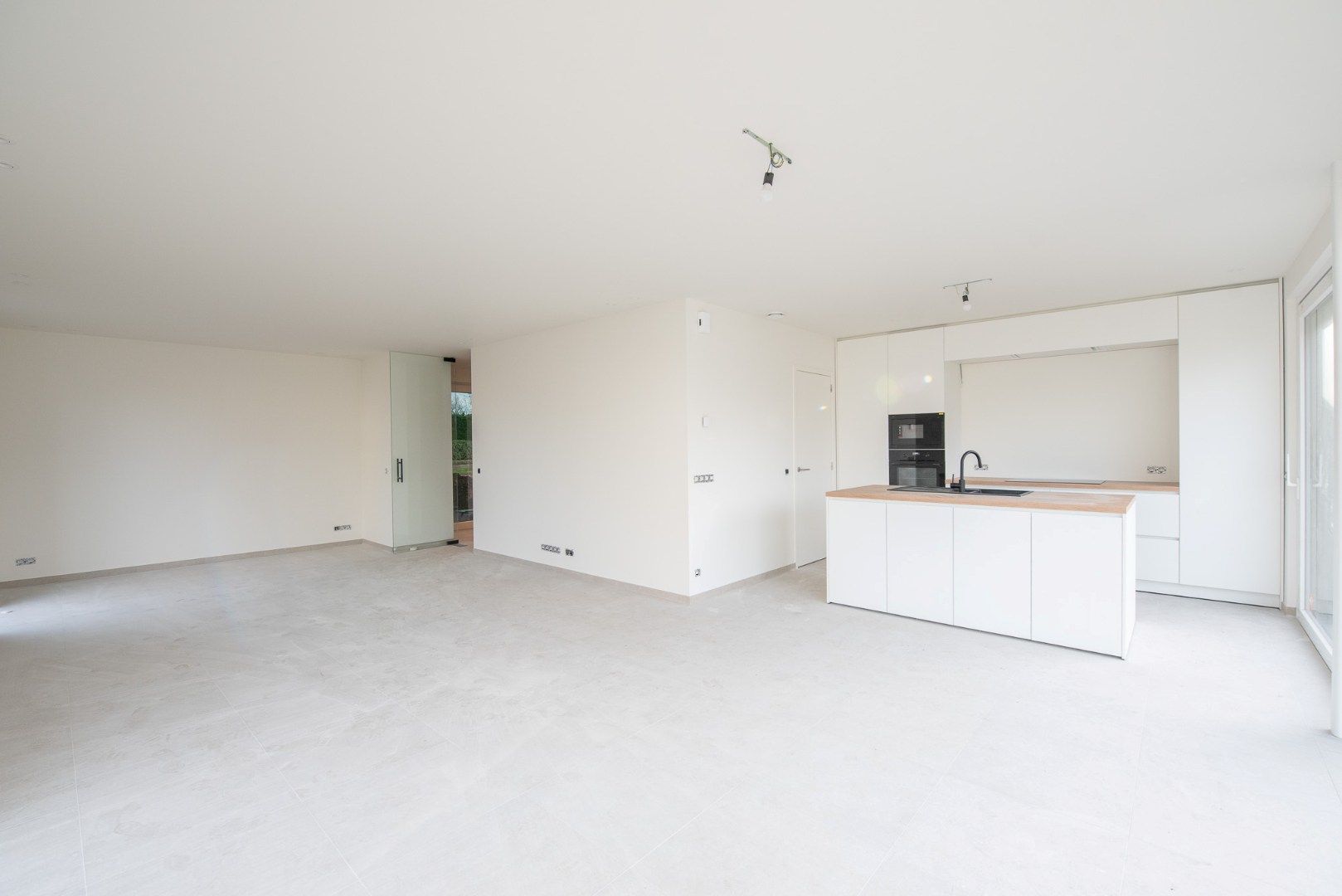 Moderne HOB nieuwbouwwoning met 3 slaapkamers te huur foto 5