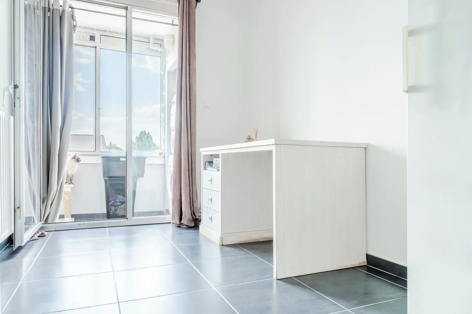 Instapklaar appartement met garage foto 9