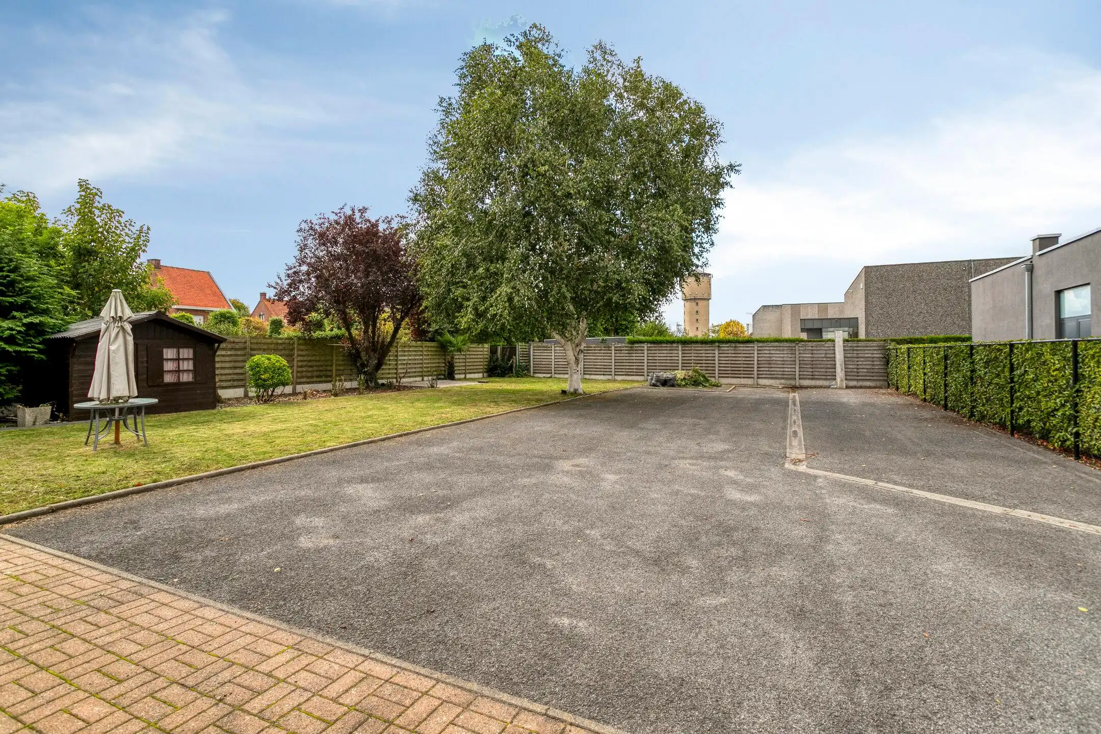 Woning met mogelijkheid tot magazijn te koop in Kuurne! foto 3