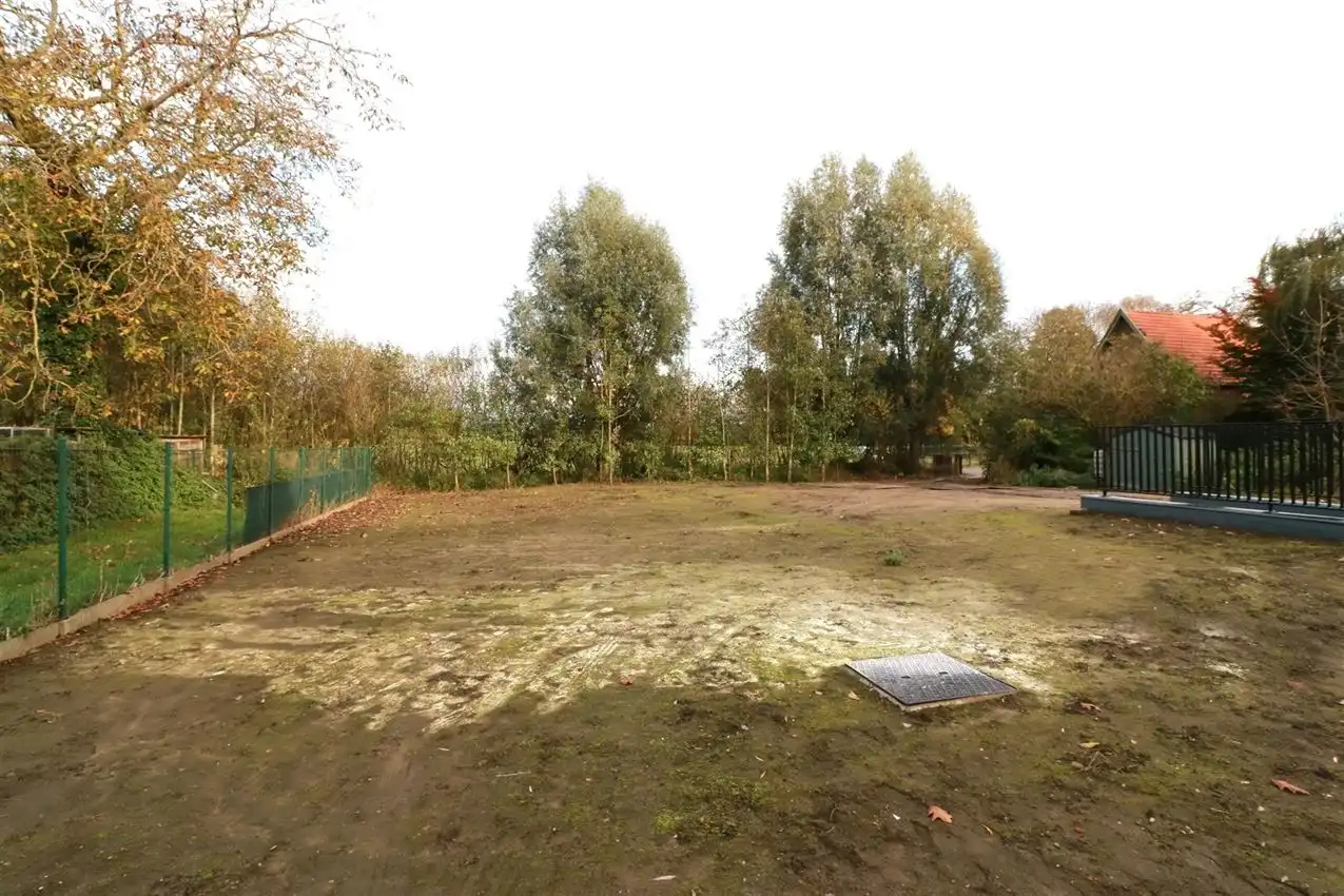 Alles gelijkvloers, oostgericht terras en tuintje, zalig rustig met zicht op maagdentoren foto 20