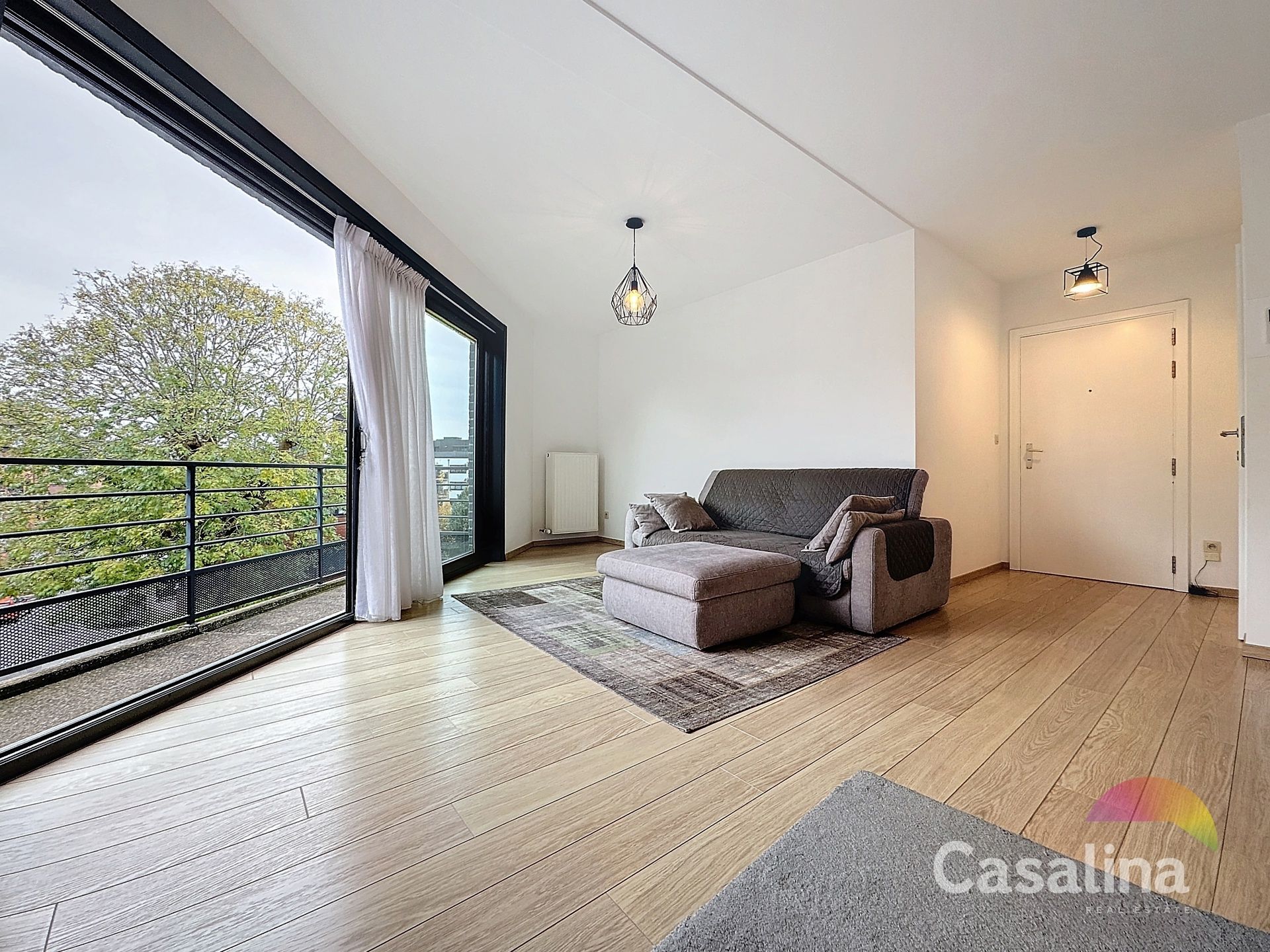 Moderne duplex 95m² met terras, parking en kelder foto 5