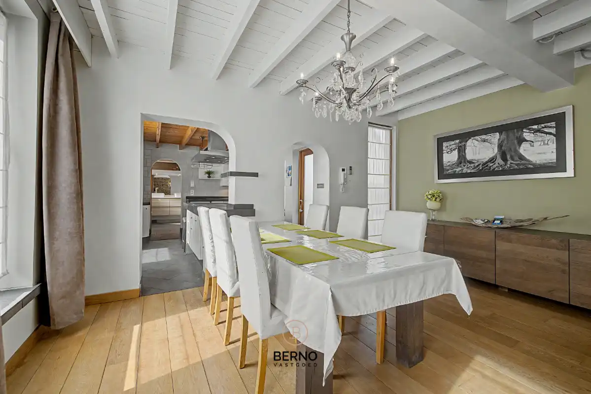 Instapklare charmante woning met zonnige binnentuin en garage. foto 5