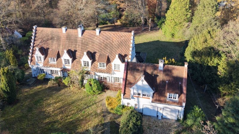 Standingvolle te renoveren villa van 520m² op 53 are foto 14