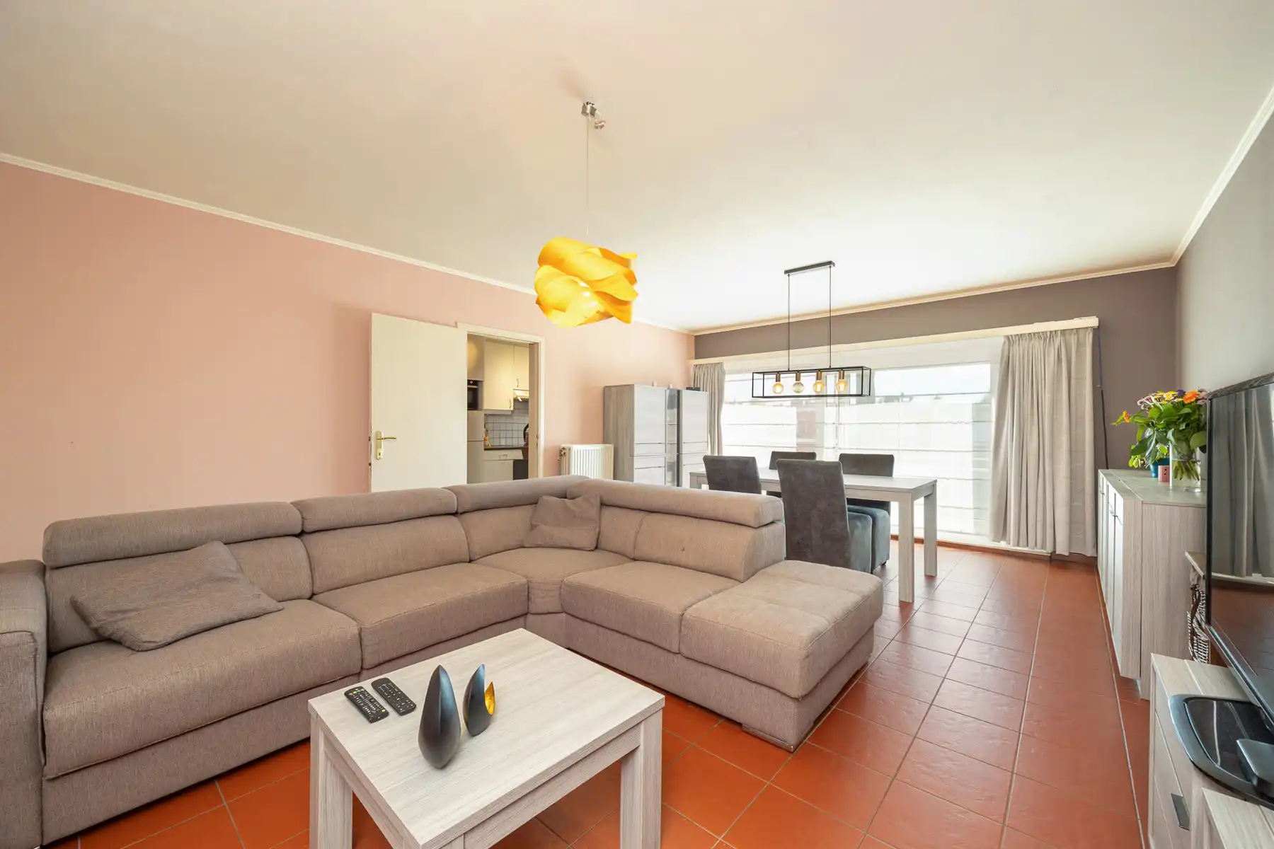 Volledig instapklaar appartement in aangename woonwijk Reet foto 6