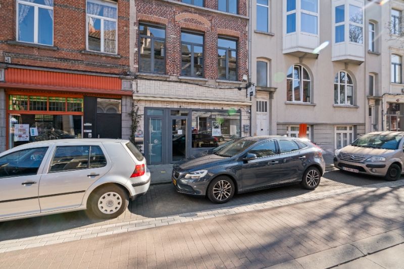--- NIEUW --- Verhuurd handelspand in historisch centrum Gent foto {{pictureIndex}}