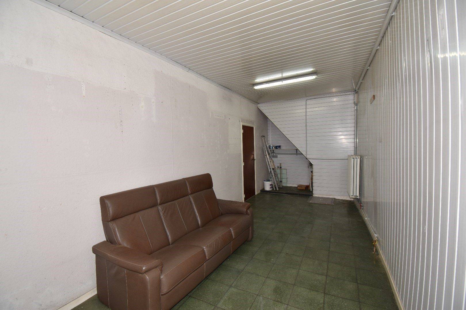 Rijwoning met garage gelegen centrum Maldegem foto 7