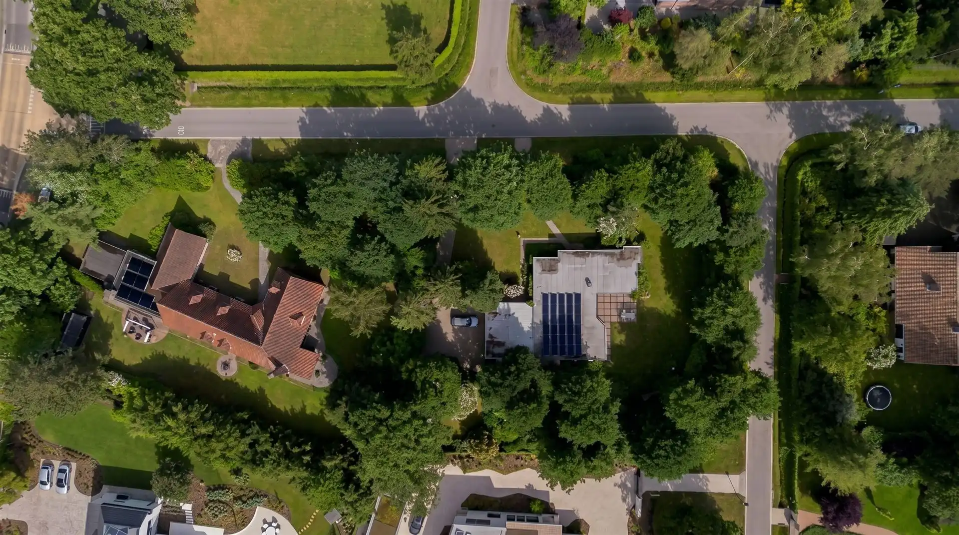 Vrijstaande villa op toplocatie aan de Zilverkust in Lanaken foto 35