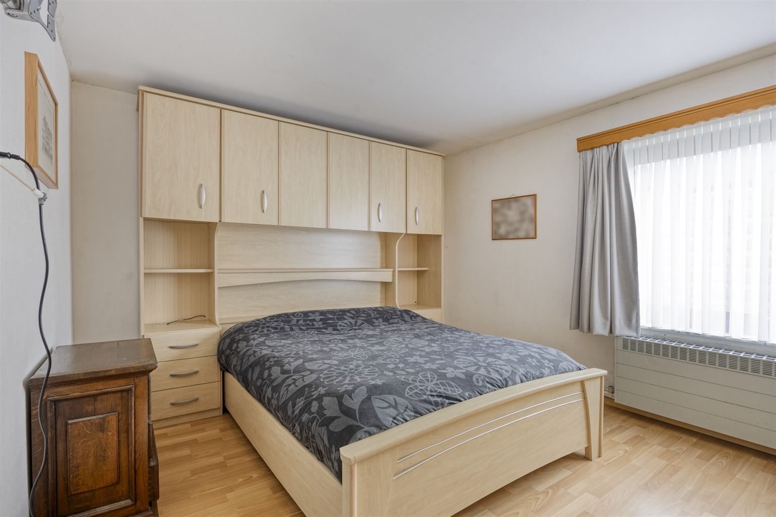 Gelijkvloerse, vrijstaande woning met 3 slaapkamers, omheinde tuin en garage op een rustige locatie nabij het centrum van Maaseik. foto 11