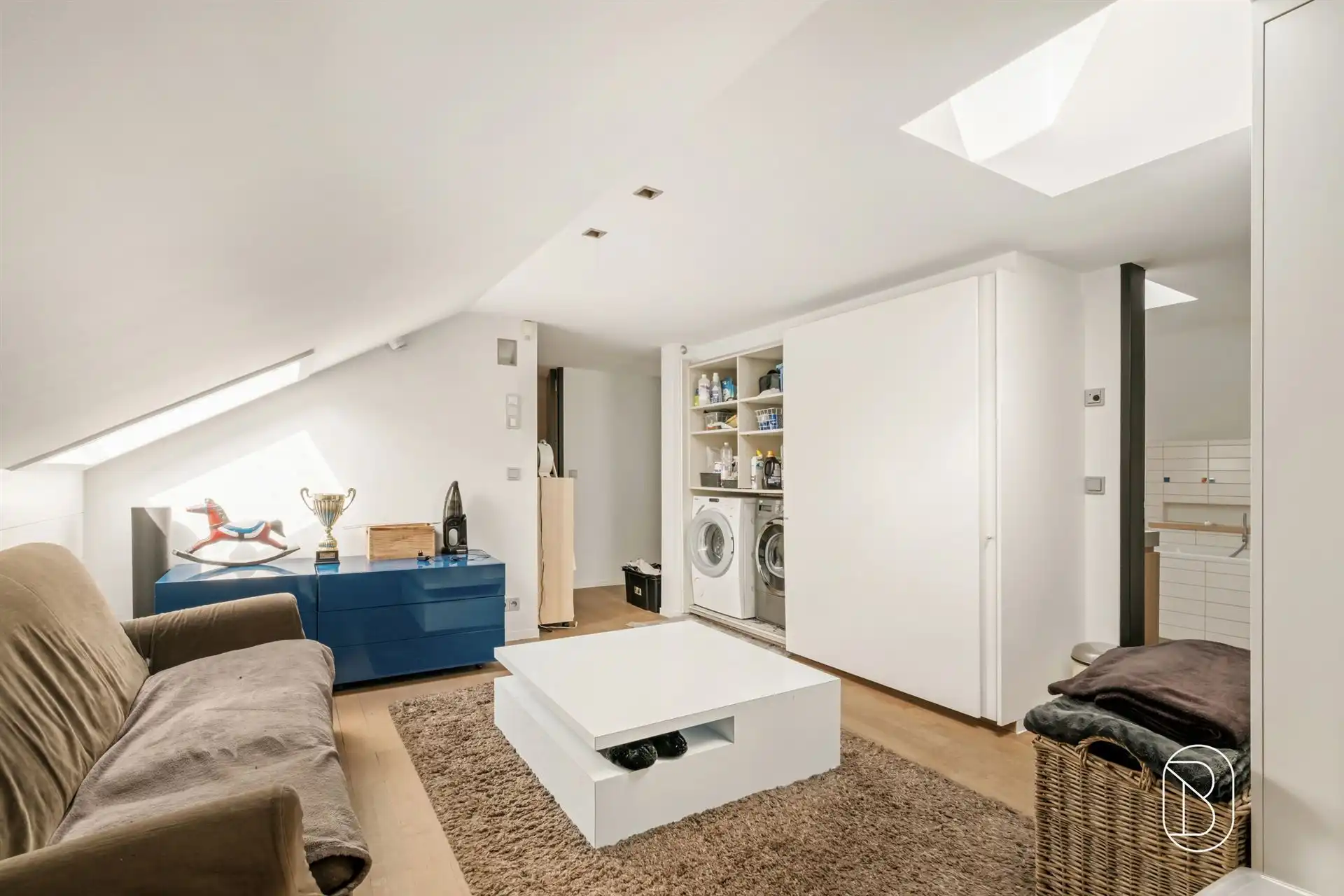 Grote architectenwoning met mooie tuin + bijgebouw foto 22