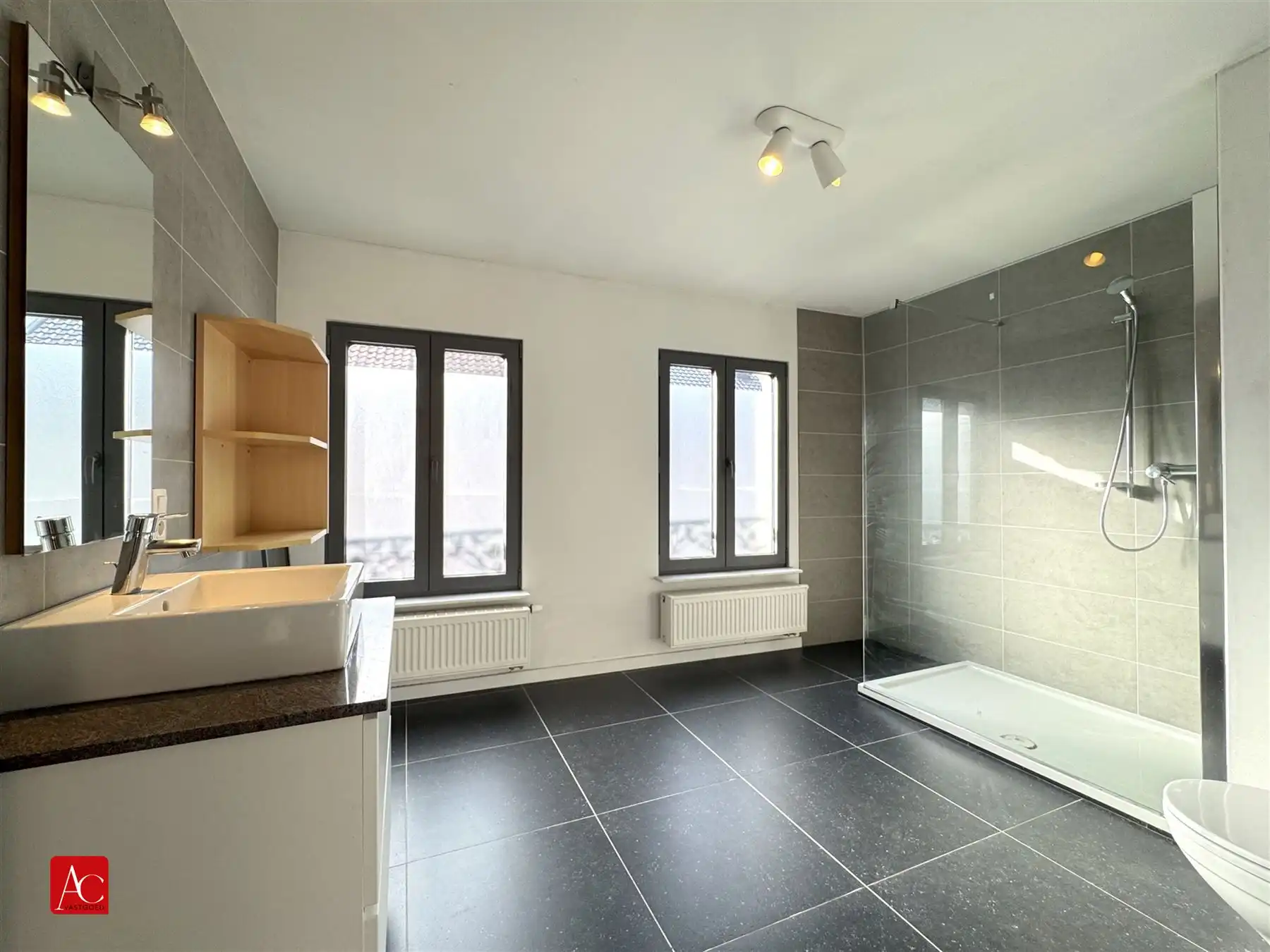 Karaktervol duplex-appartement met 2 slaapkamers foto 24